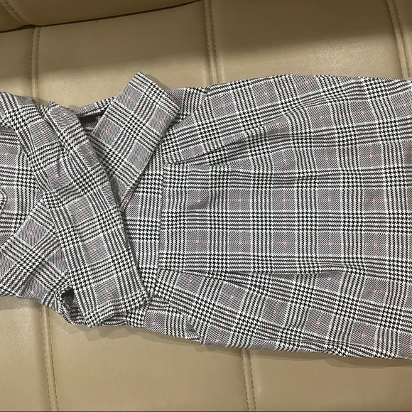 H&M dress for girls size 4-6 year old. - Picture 3 of 5